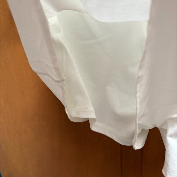 Offline by Aerie White Skirt Built in Short Large - Picture 3 of 3